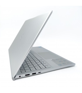Dell Inspiron 5502