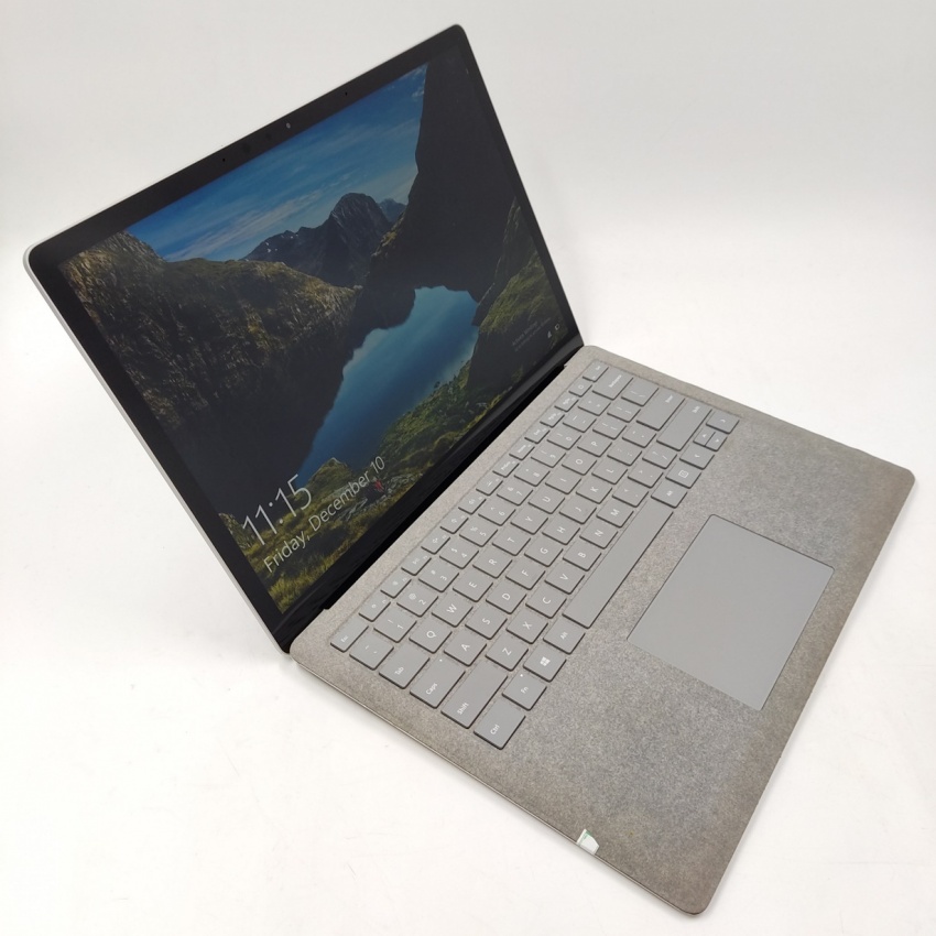 Microsoft Surface Laptop 2
