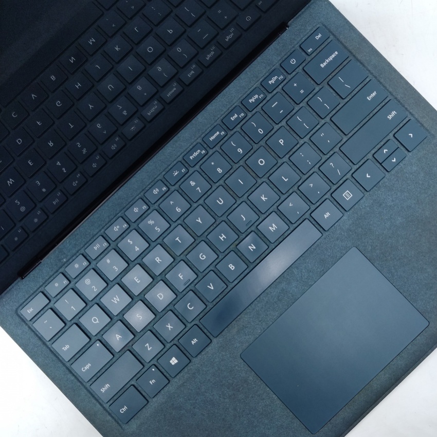 Microsoft Surface Laptop