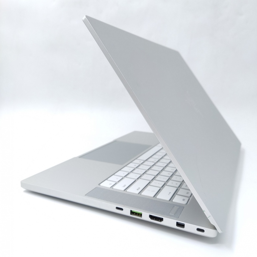 Razer Blade 15 Advanced (2019)