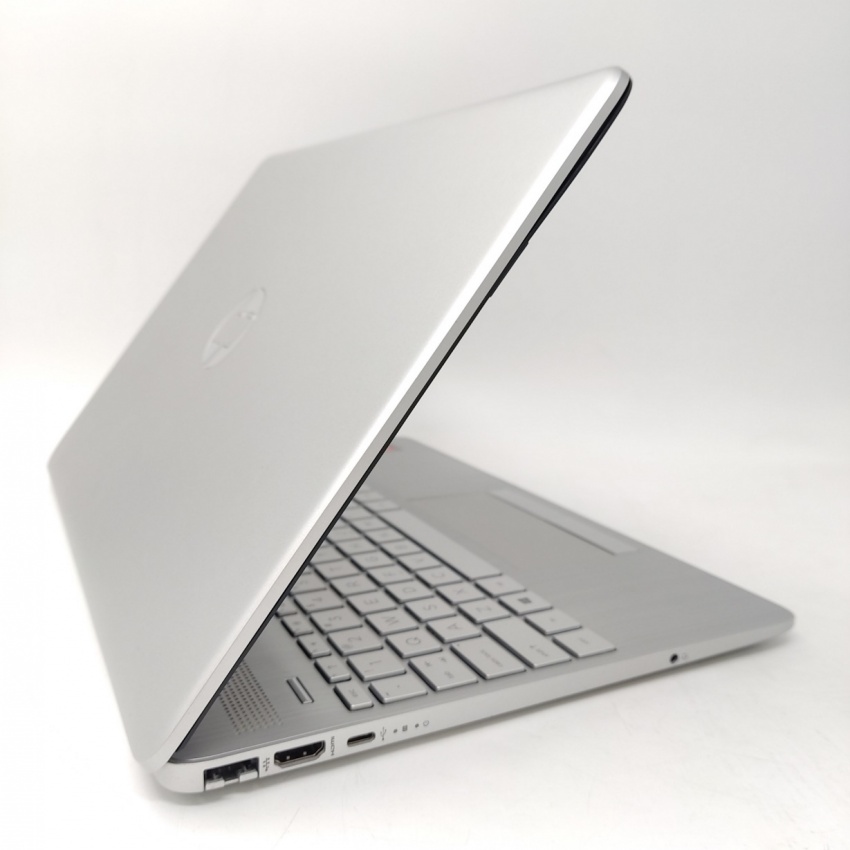 HP Laptop 15s-gr0