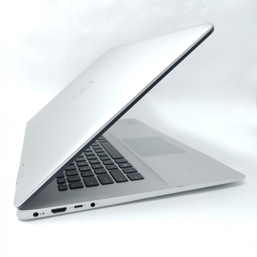 Dell Inspiron 7786 2in1