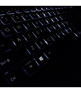 ASUS ZenBook 15 UX563