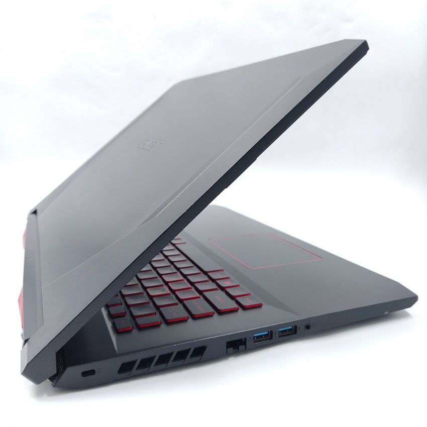 Acer Nitro 5 AN517-52