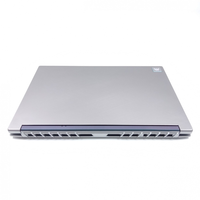 Acer Predator Triton 300 SE