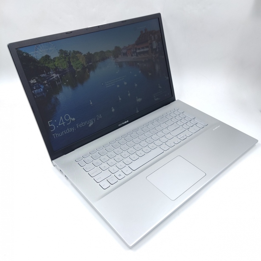 ASUS Vivobook 17 M712
