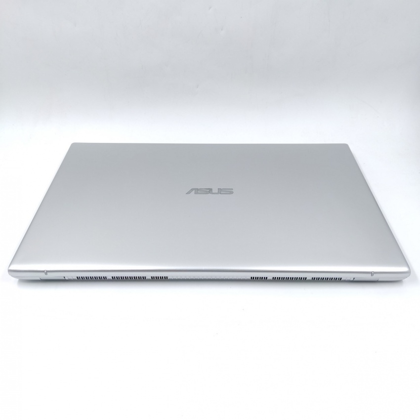 ASUS Vivobook 17 M712