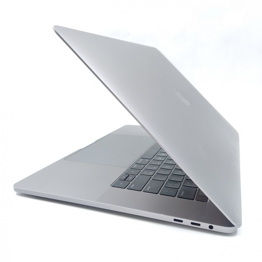 Apple MacBook Pro 15 (Touch Bar / Mid-2017)