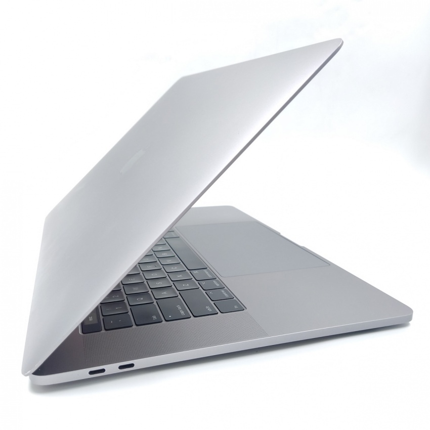 Apple MacBook Pro 15 (Touch Bar / Mid-2017)