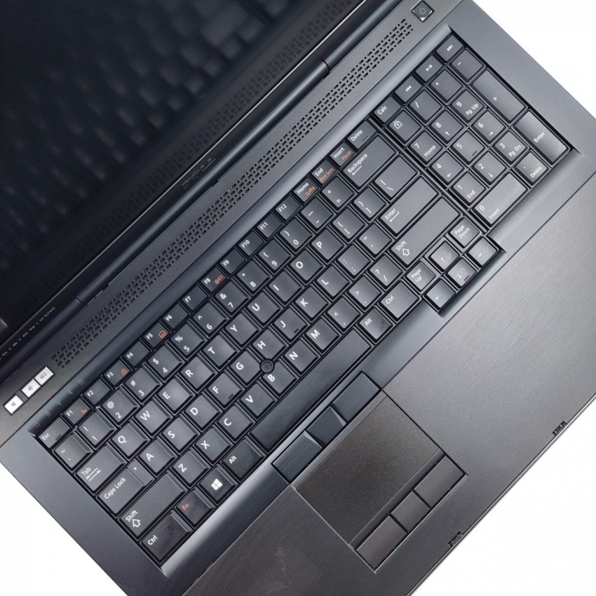 Dell Precision M6700