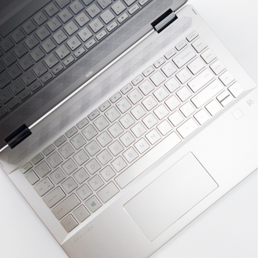 HP Pavilion x360 14m-dh0