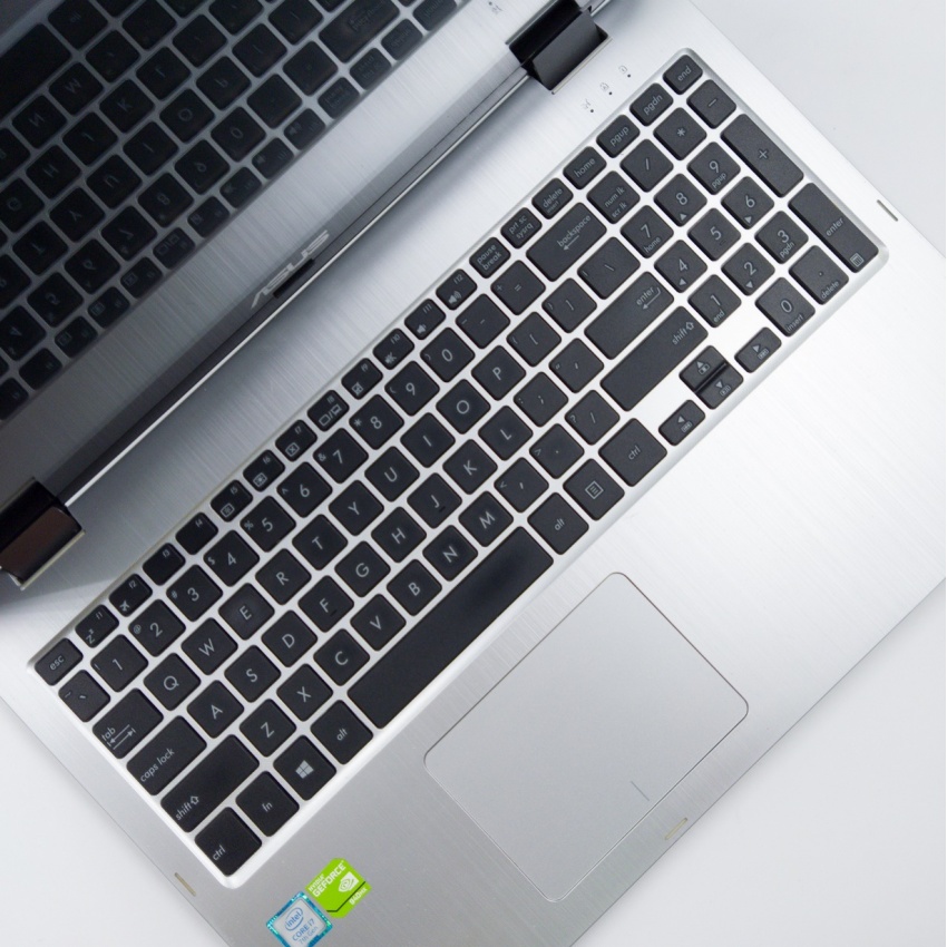 Asus VivoBook Flip 15 TP501