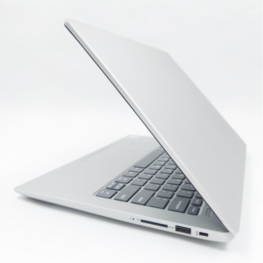 Lenovo IdeaPad 330S-14AST
