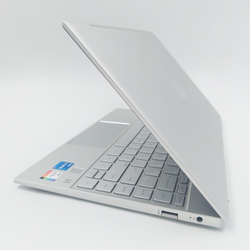 HP Pavilion 13-bb0