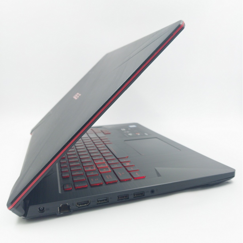 Asus TUF Gaming FX705