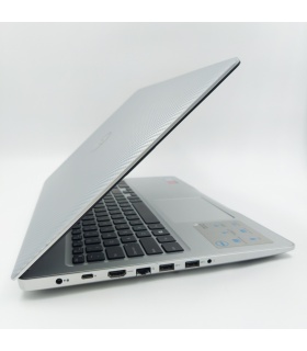 Dell Inspiron 5570