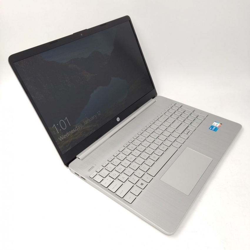 HP Laptop 15S-FR2