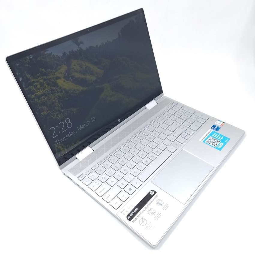 HP Envy X360 15M-ED1