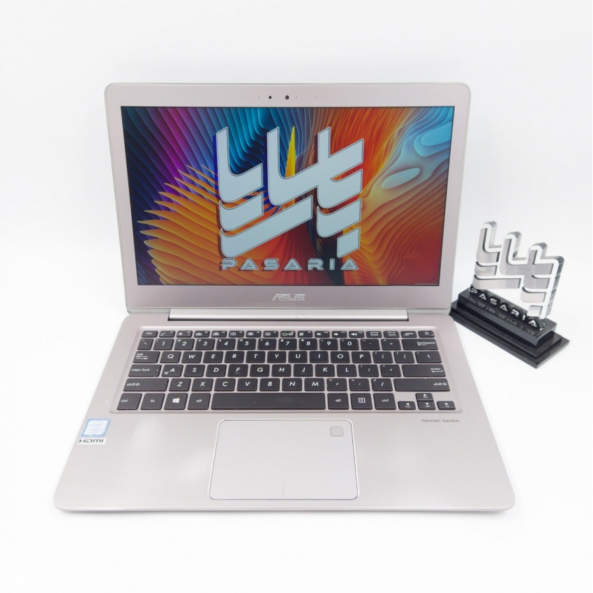 ASUS Zenbook UX330UA