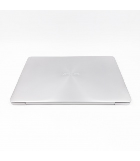 ASUS Zenbook UX330UA