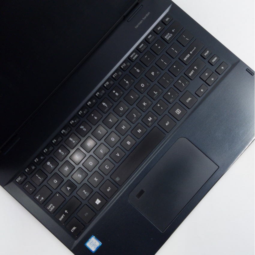 Toshiba Portege X20W-D