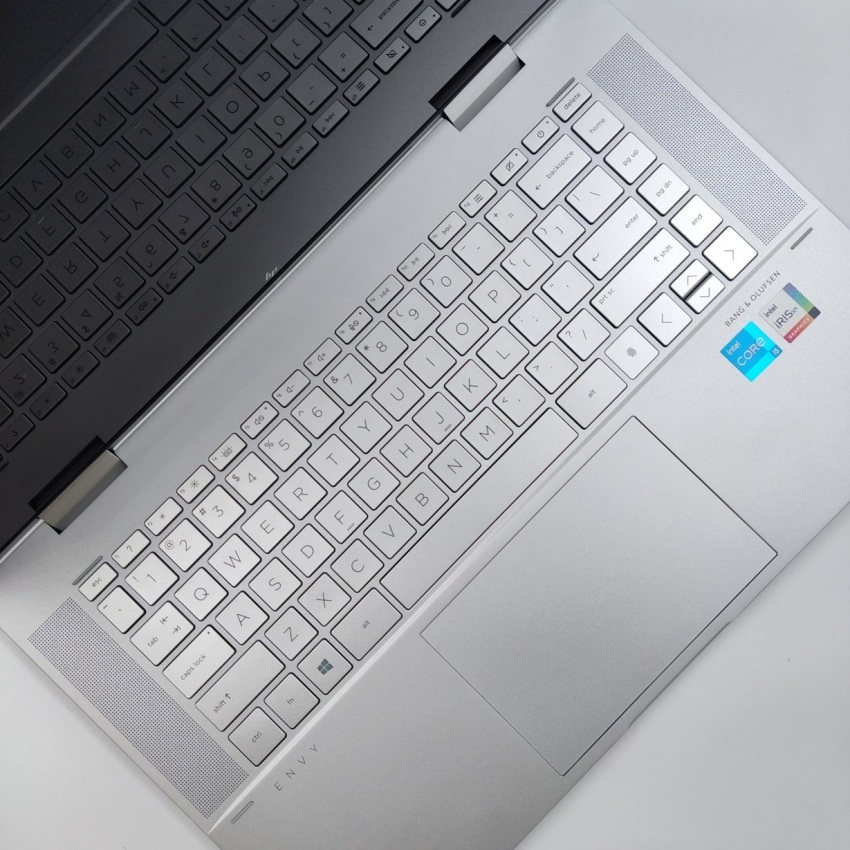 HP Envy X360 15M-ES0