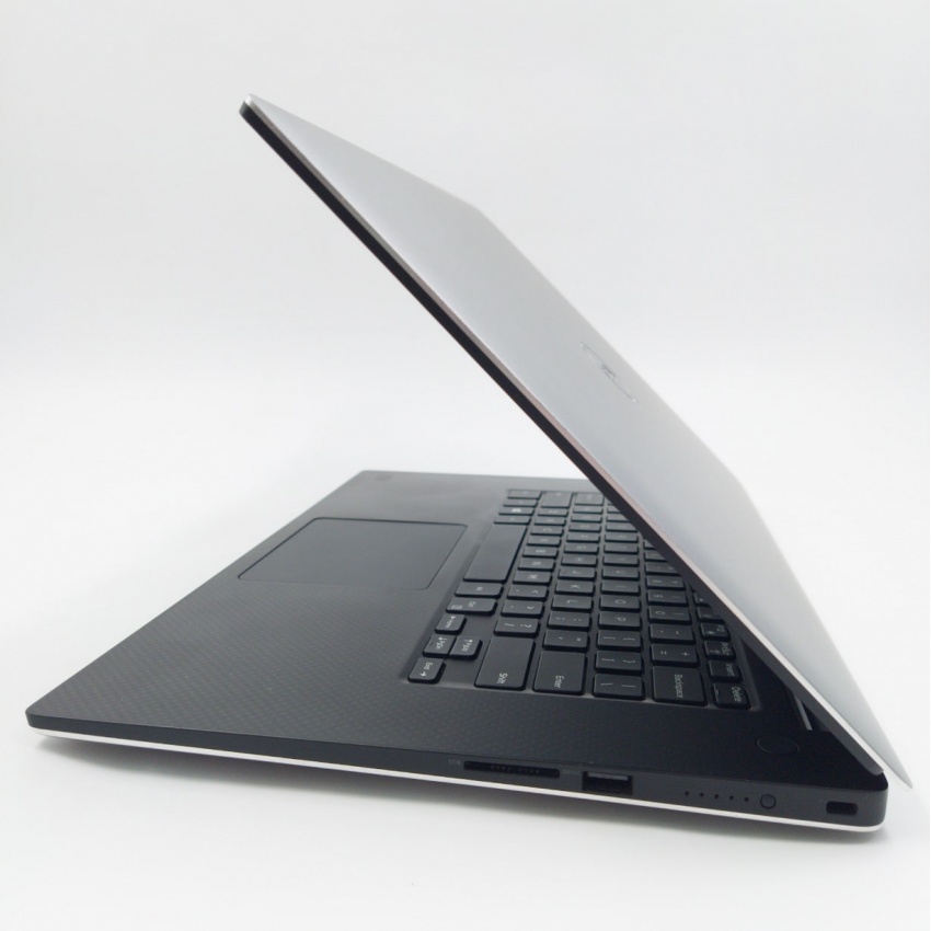 Dell XPS 15 9560