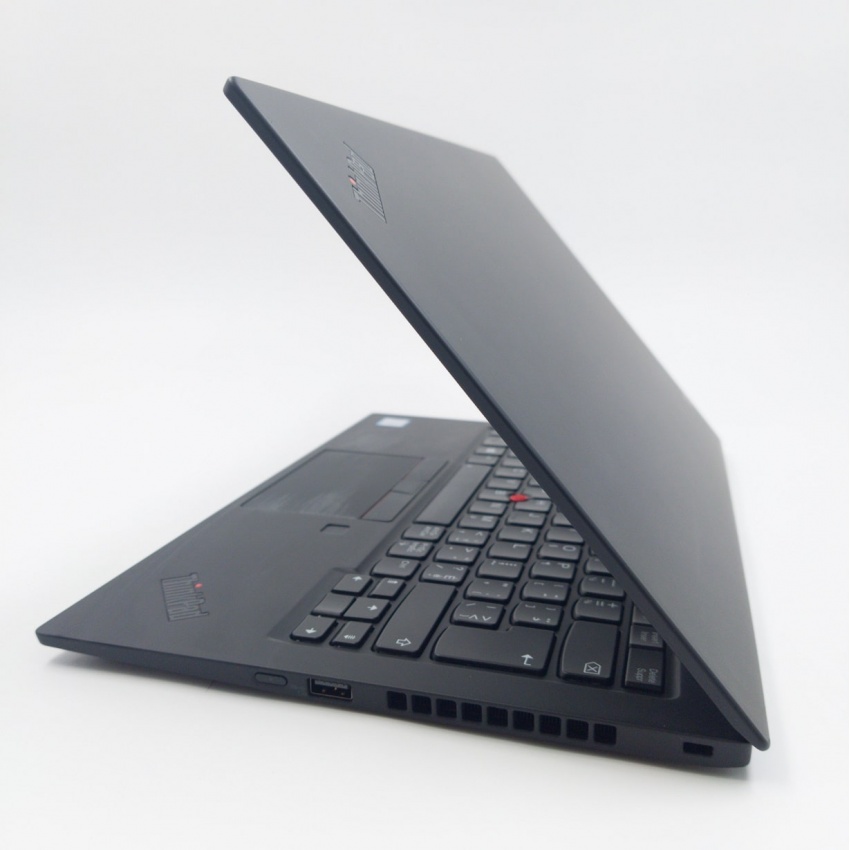 Lenovo Thinkpad X1 Carbon