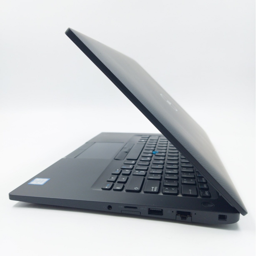 Dell Latitude 7490