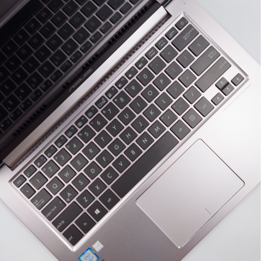 Asus ZenBook UX303