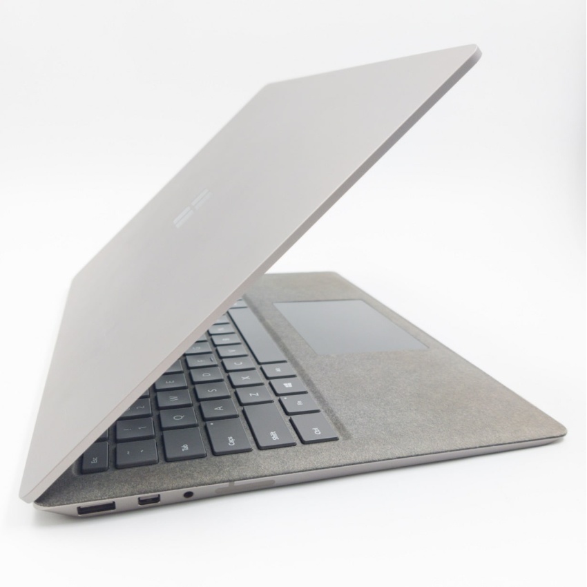 Microsoft Surface Laptop