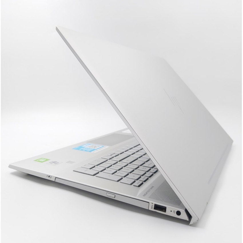 HP Envy 17M-CE1