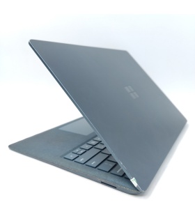 Microsoft Surface Laptop