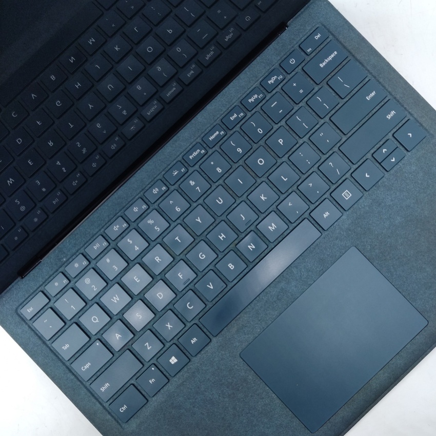 Microsoft Surface Laptop