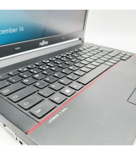 Fujitsu Lifebook E546