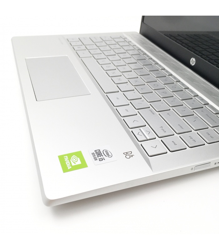 HP Pavilion Laptop  14-CE3031TX