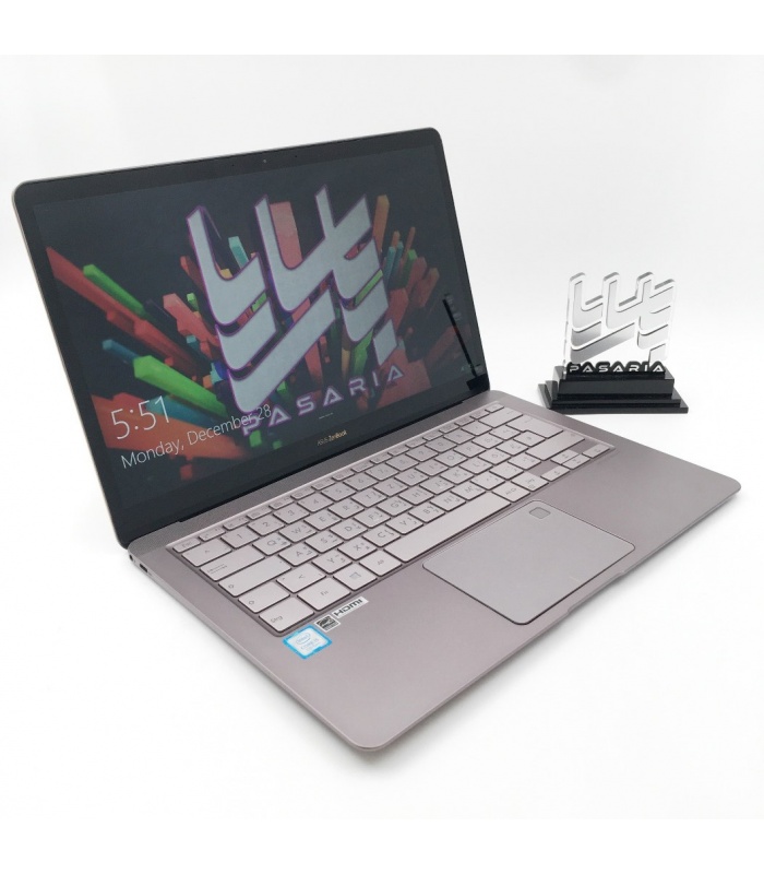 Asus ZenBook 3 Deluxe UX490