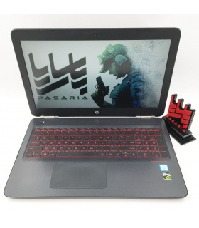 HP OMEN 15-ax0