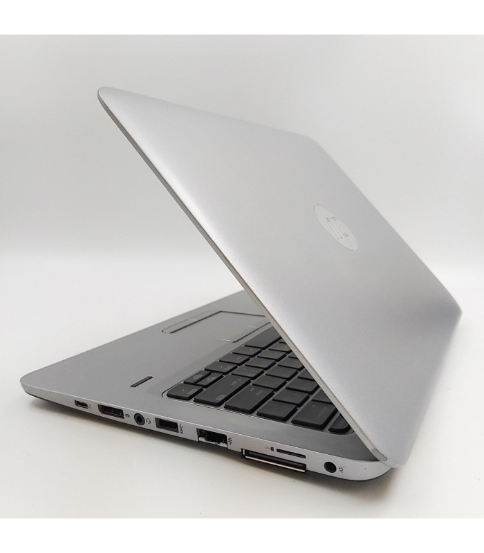 HP EliteBook 820 G3