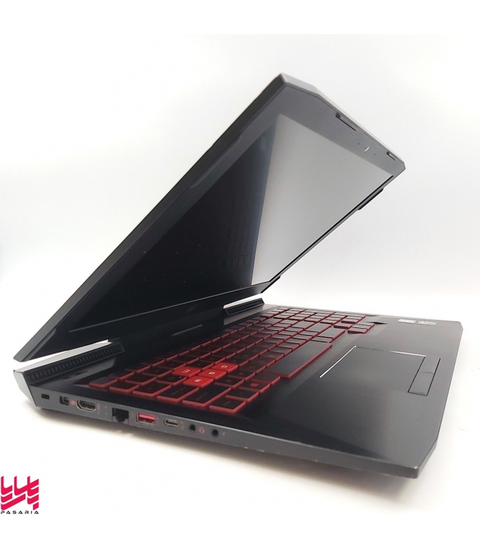 HP Omen 17-AN0