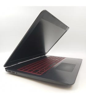 HP OMEN 15-AX2