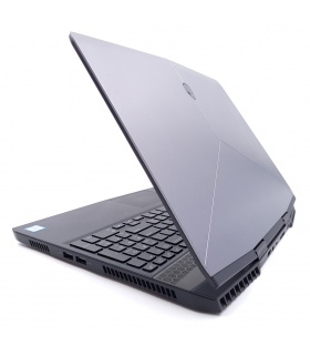 Alienware m15