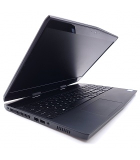 Alienware m15