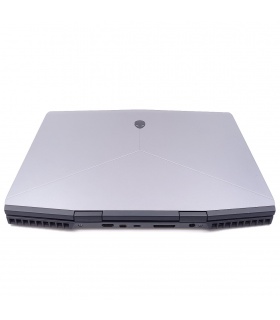 Alienware m15