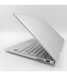 HP ENVY x360 15-ed0