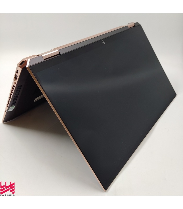 HP Spectre X360 15-EB0